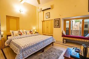 HOTEL HIMMAT NIWAS
