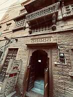 HOTEL HIMMAT NIWAS