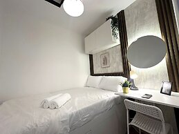Urban Oasis Partition Room in Al Barsha1