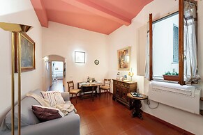 Pitti - Flo Apartments, Charme su Piazza Pitti