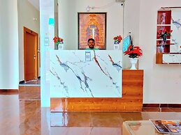 Hotel Awadh Star Palace