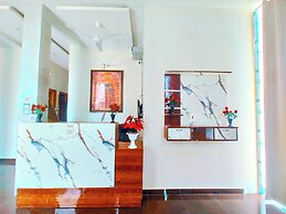 Hotel Awadh Star Palace