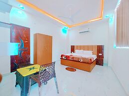 Hotel Awadh Star Palace