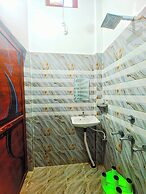Hotel Awadh Star Palace