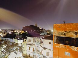 Shree Venkatesh Niliyam 300 M Ram Temple