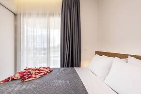 Enalis Studios & Apartments