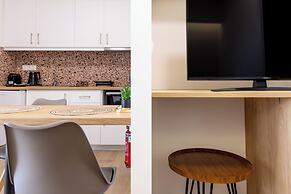 Enalis Studios & Apartments