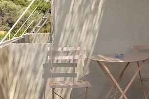Enalis Studios & Apartments