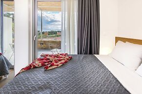 Enalis Studios & Apartments