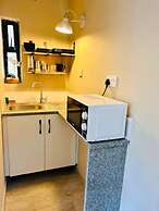 Modern Studio in Greendale - 2337
