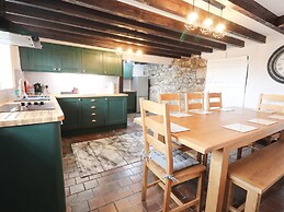 Cae Adar Farm