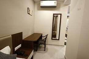 Hotel Raj Residency