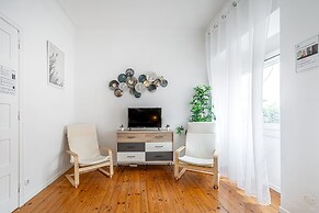 April Square Guesthouse by Lisbon with Sintra