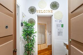 April Square Guesthouse by Lisbon with Sintra