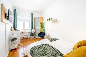 April Square Guesthouse by Lisbon with Sintra