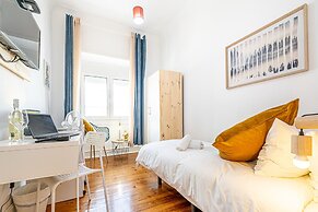 April Square Guesthouse by Lisbon with Sintra