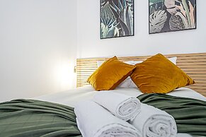 April Square Guesthouse by Lisbon with Sintra