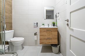 April Square Guesthouse by Lisbon with Sintra