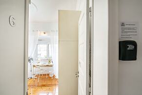 April Square Guesthouse by Lisbon with Sintra