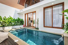 Sunset Max Villa Seminyak