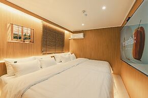 Esanghan Hotel Bupyeong