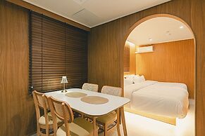 Esanghan Hotel Bupyeong