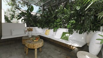 Dali Ancient City Ped Mall Meishu B & B