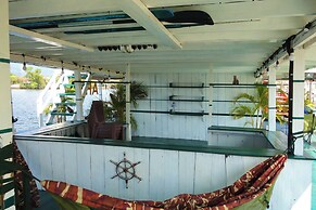 AHHA Floatel Kampot