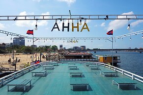 AHHA Floatel Kampot