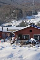 Snow Valley Ma Hua Inn