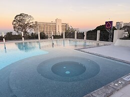 Aston Hotel Pattaya