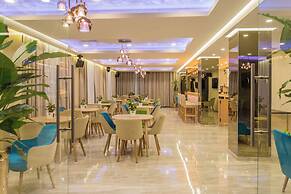 MONOPOLY HOTEL