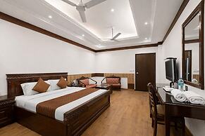 Hotel Clark Heights