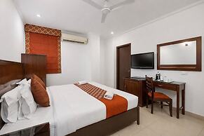 Hotel Clark Heights