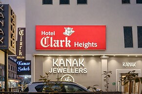 Hotel Clark Heights