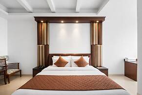 Hotel Clark Heights