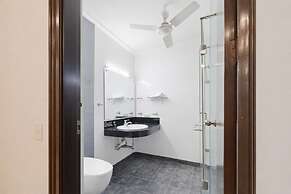 Hotel Clark Heights