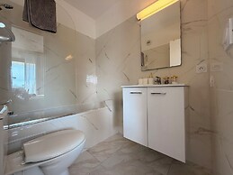 La Marina Cannes Suites
