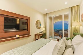 Amaari Beach Resort