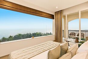 Amaari Beach Resort