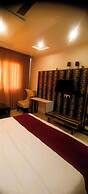 Hotel President Chintpurni