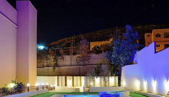 Petra Castle Hotel