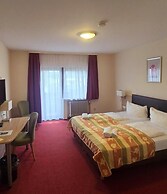 ALEMBRA - Hotel zur Moselbrücke