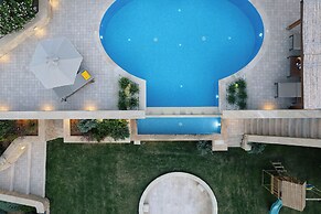 Vardina Villa