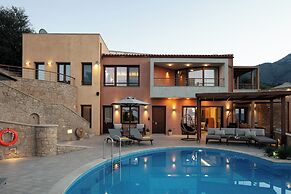 Vardina Villa