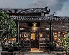 Lijiang Old Town Lanshe Hotel