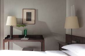 Lijiang Old Town Lanshe Hotel