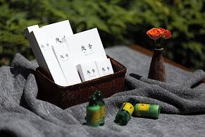 Lijiang Old Town Lanshe Hotel