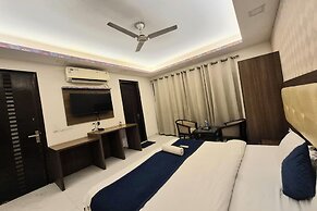 Premium Nest, Golf Course Road