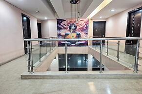 Premium Nest, Golf Course Road